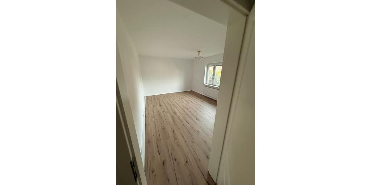 Bungalow Hambergen - 3 Zimmer, 125 m&sup2;, 1.300&euro; | Angebot:25452573