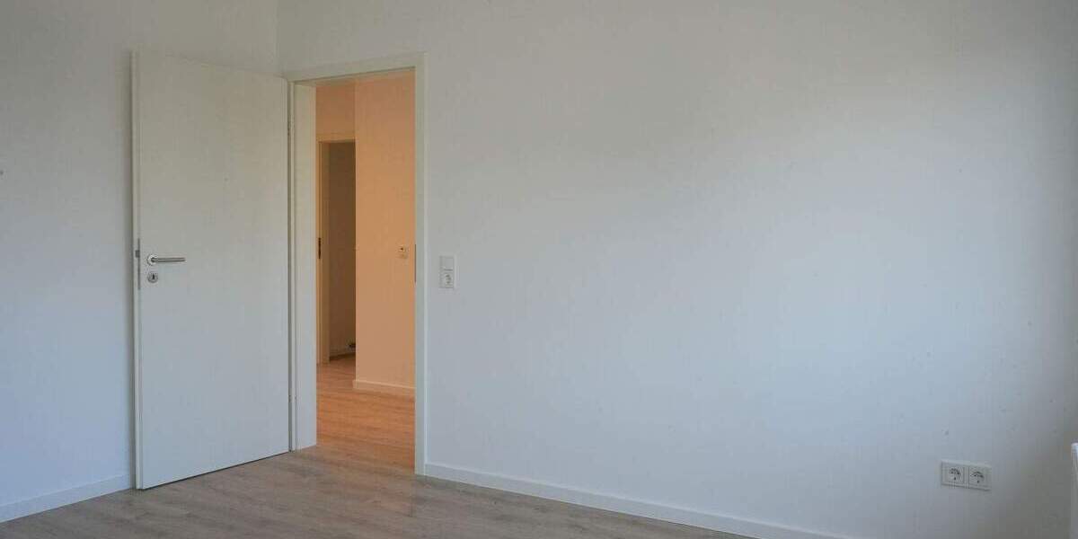 Etagenwohnung Bremen Woltmershausen - 2 Zimmer, 67 m&sup2;, 790&euro; | Angebot:25401963