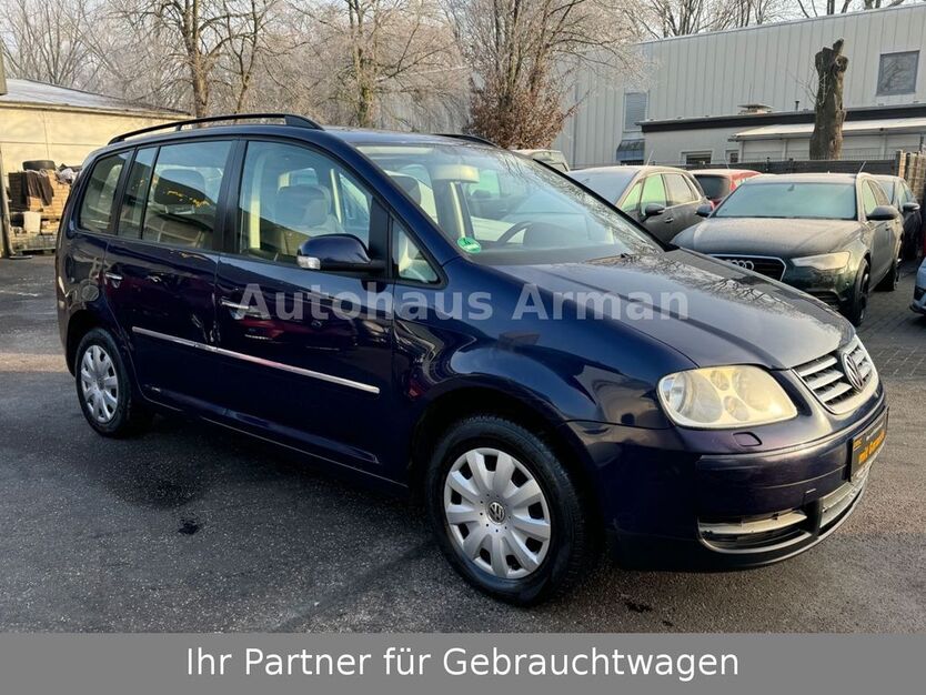 VW Touran 334.000 km 1.490 € Bremen 28329