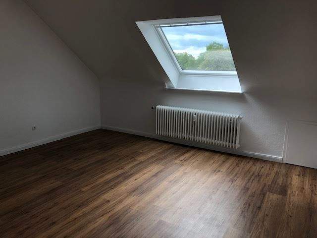 Etagenwohnung Delmenhorst Deichhorst - 4 Zimmer, 107 m&sup2;, 620&euro; | Angebot:24794245