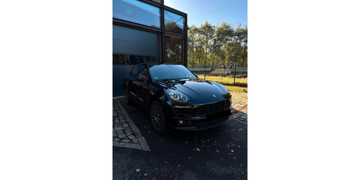 Porsche Macan 184.000 km 29.990 &euro; Bremen 28355