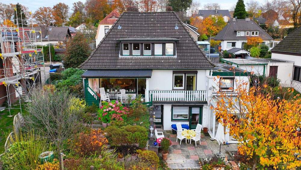 Charmantes Einfamilienhaus auf attraktiven Hanggrundstück mit Carport 7 zimmer