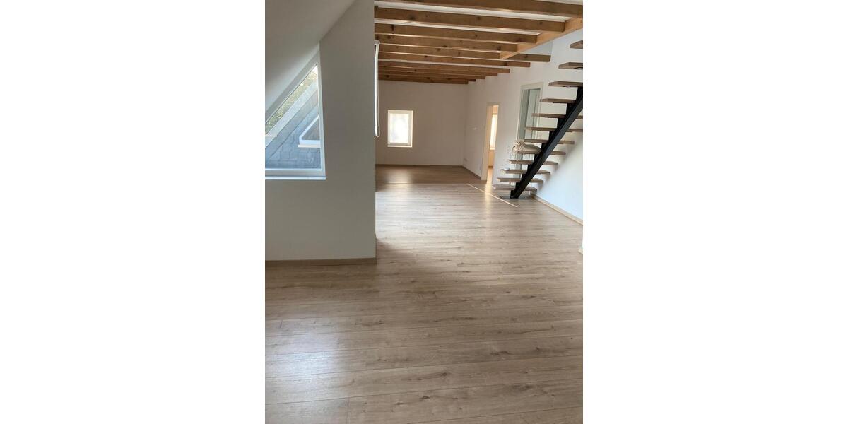 Mietwohnung Dachgeschoss Wohnung 2 zimmer