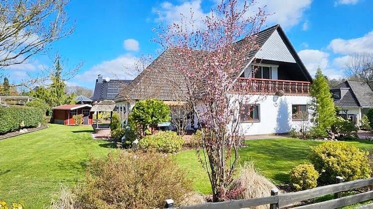 Einfamilienhaus Hambergen - 6 Zimmer, 187 m&sup2;, 329.000&euro; | Angebot:26176339