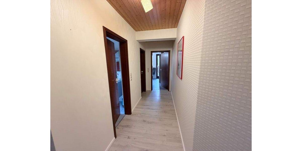 Einfamilienhaus Schwanewede / Neuenkirchen Neuenkirchen - 8 Zimmer, 239 m&sup2;, 319.000&euro; | Angebot:24825783