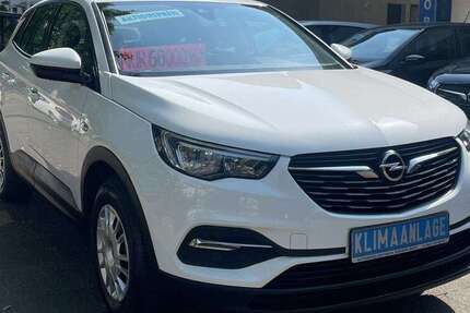 Opel Grandland X 68.955 km 12.900 &euro; Bremen 28239