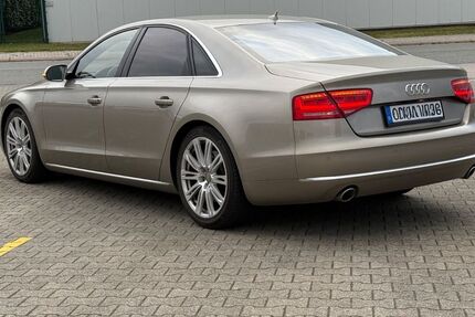 Audi A8 218.000 km 14.999 &euro; Ganderkesee 27777