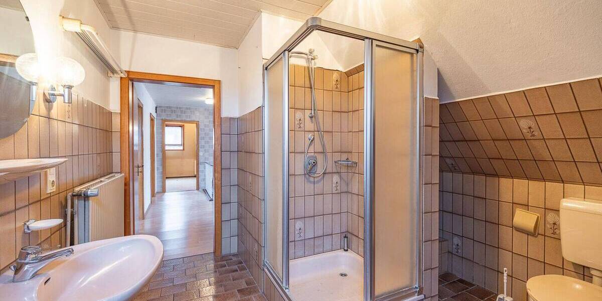 Einfamilienhaus Weyhe / Leeste Kirchweyhe - 7 Zimmer, 176 m&sup2;, 375.000&euro; | Angebot:26498824