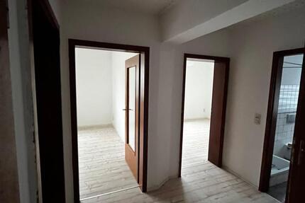 Wohnung zum 01.12.25 zu vermieten zimmer