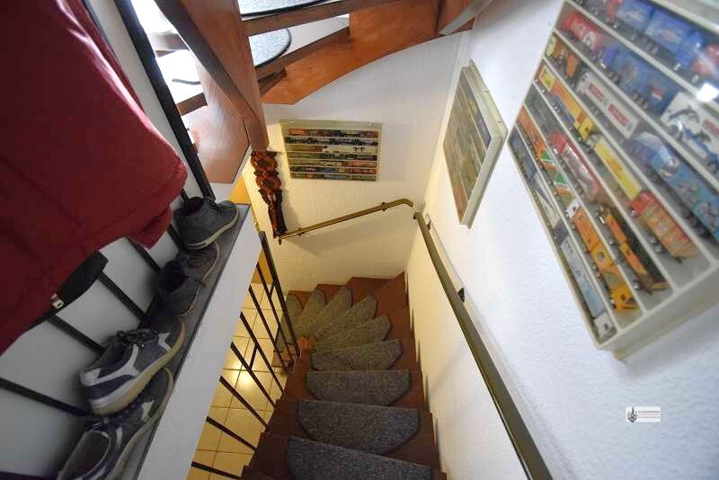 Reihenmittelhaus Ideal für Familie mit 2 Kindern + 2 Garagen + Einbauküche + Garten mit Holzhaus - Einfamilienhaus Syke Steimke | Angebot:25810524