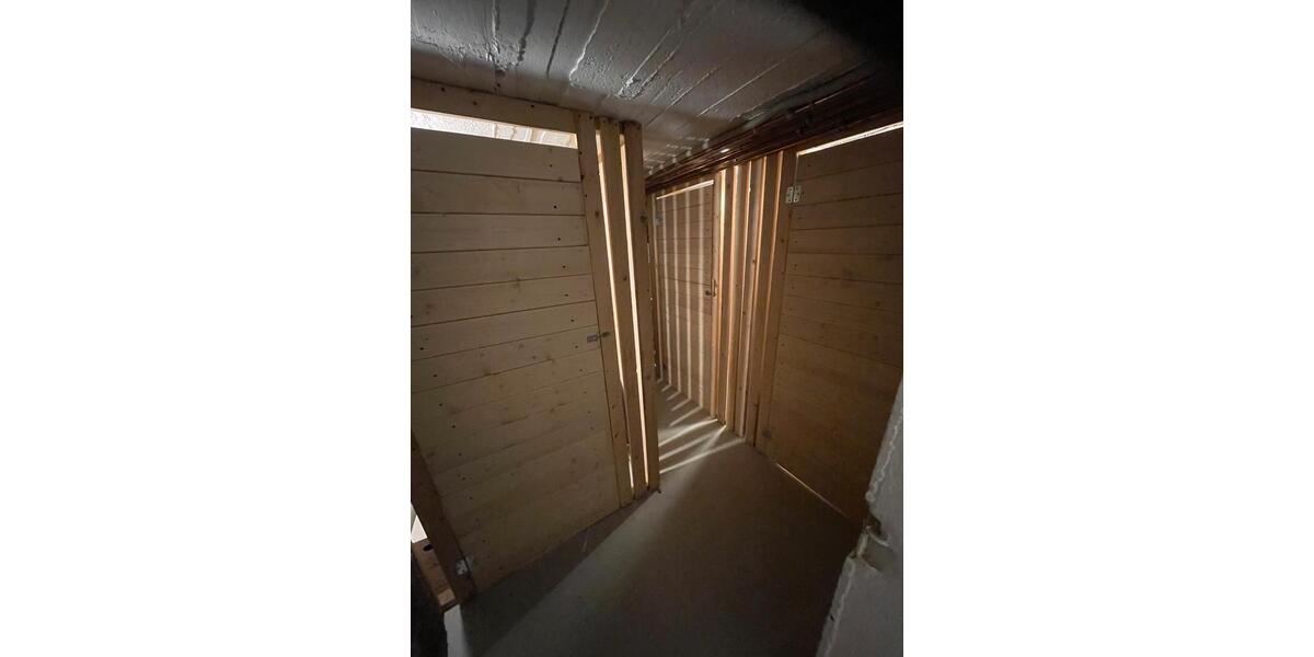 Dachgeschoßwohnung Weyhe - 3.5 Zimmer, 92 m&sup2;, 245.000&euro; | Angebot:25267899