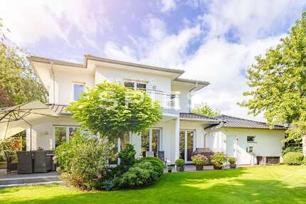 Haus zum Kaufen in Bremen 920.000 € 211 m² 6 zimmer