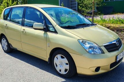 Toyota Corolla Verso 400.000 km 1.950 &euro; Sottrum 27367