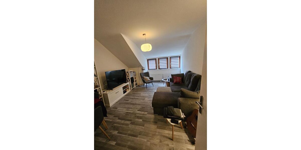 Dachgeschoßwohnung Bremen Vegesack - 4 Zimmer, 70 m&sup2;, 99.000&euro; | Angebot:26248699