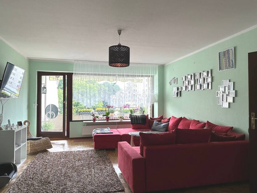 PURNHAGEN-IMMOBILIEN - 4-Zimmer-Eigentumswohnung mit Loggia und Tiefgaragenstellplatz in Bremen-Lesum 4 zimmer