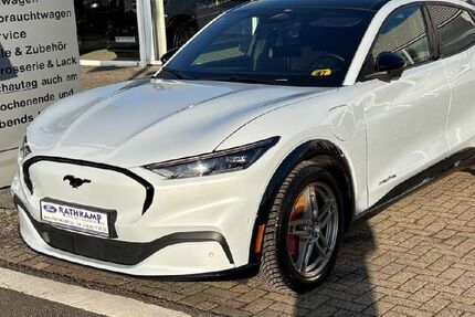 Ford Mustang Mach-E 40.100 km 34.900 &euro; Syke 28857