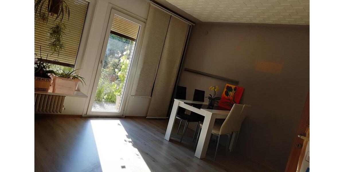 Reihenhaus Bremen Huchting - 5 Zimmer, 120 m&sup2;, 320.000&euro; | Angebot:25418895