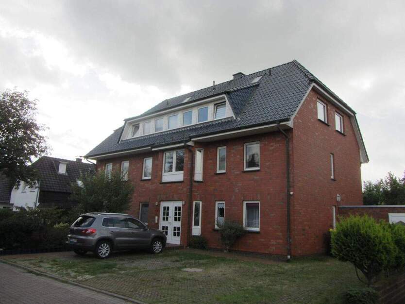 gemütliche 3-Zimmer-Wohnung im DG mit ausgebautem Dachboden 3 zimmer